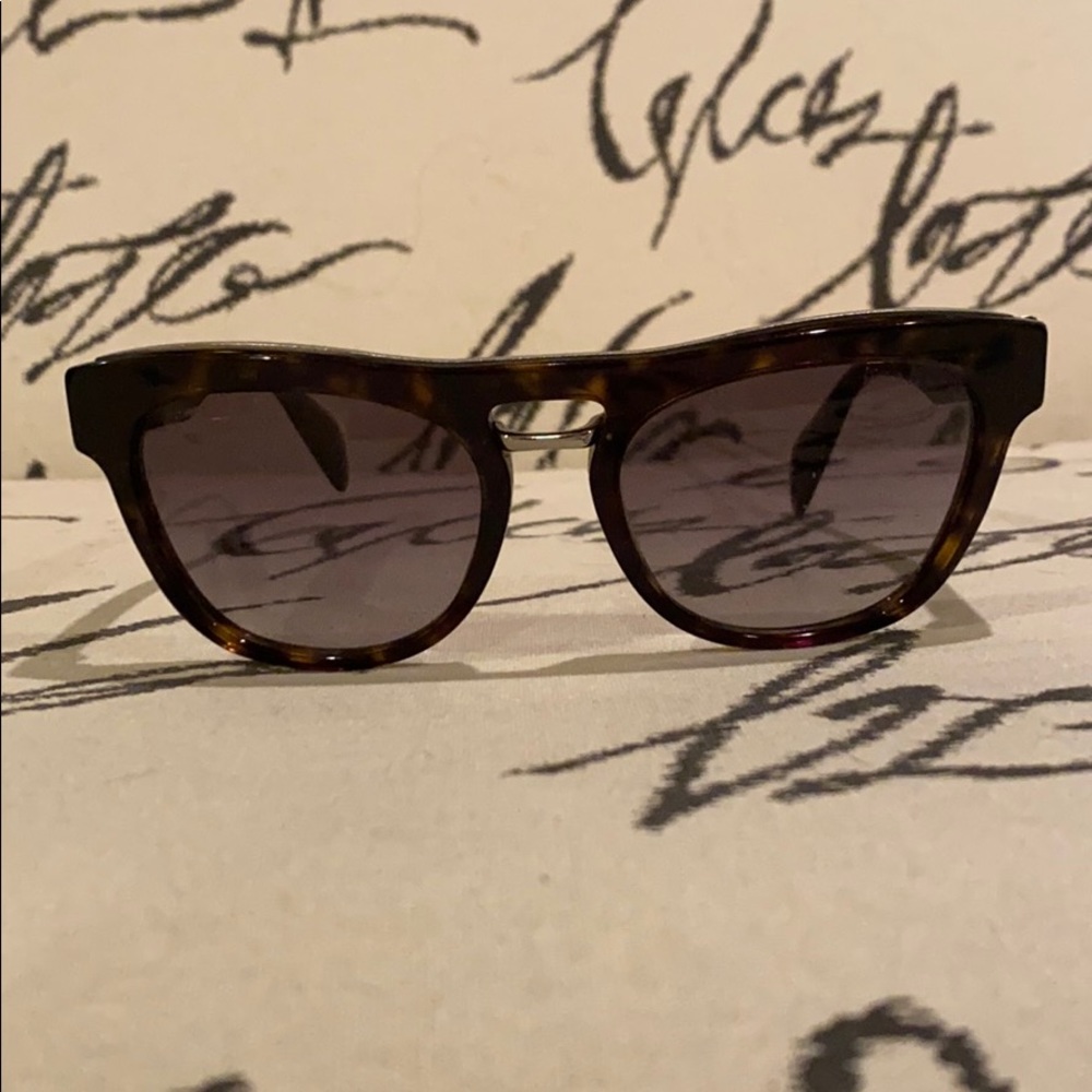 Prada Sunglasses - Picture 6 of 7